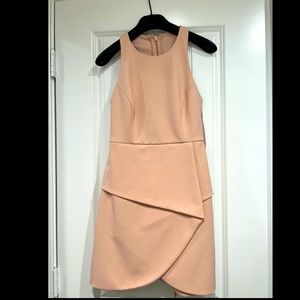 BCBG MAXMAZRIA CASUAL MINI DRESS SIZE 0